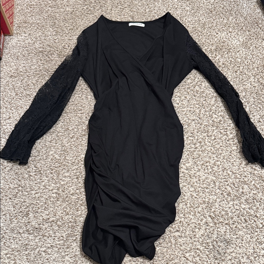 Elegant Black Lace Sleeve Dress size medium